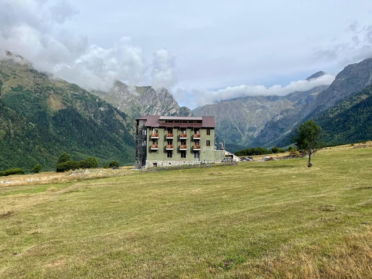 Hotel Lamala Mazeri Exterior foto